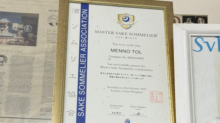 Certificate confirming Menno Tol's status as a Master Sake Sommelier, awarded on October 23, 2023, in London.